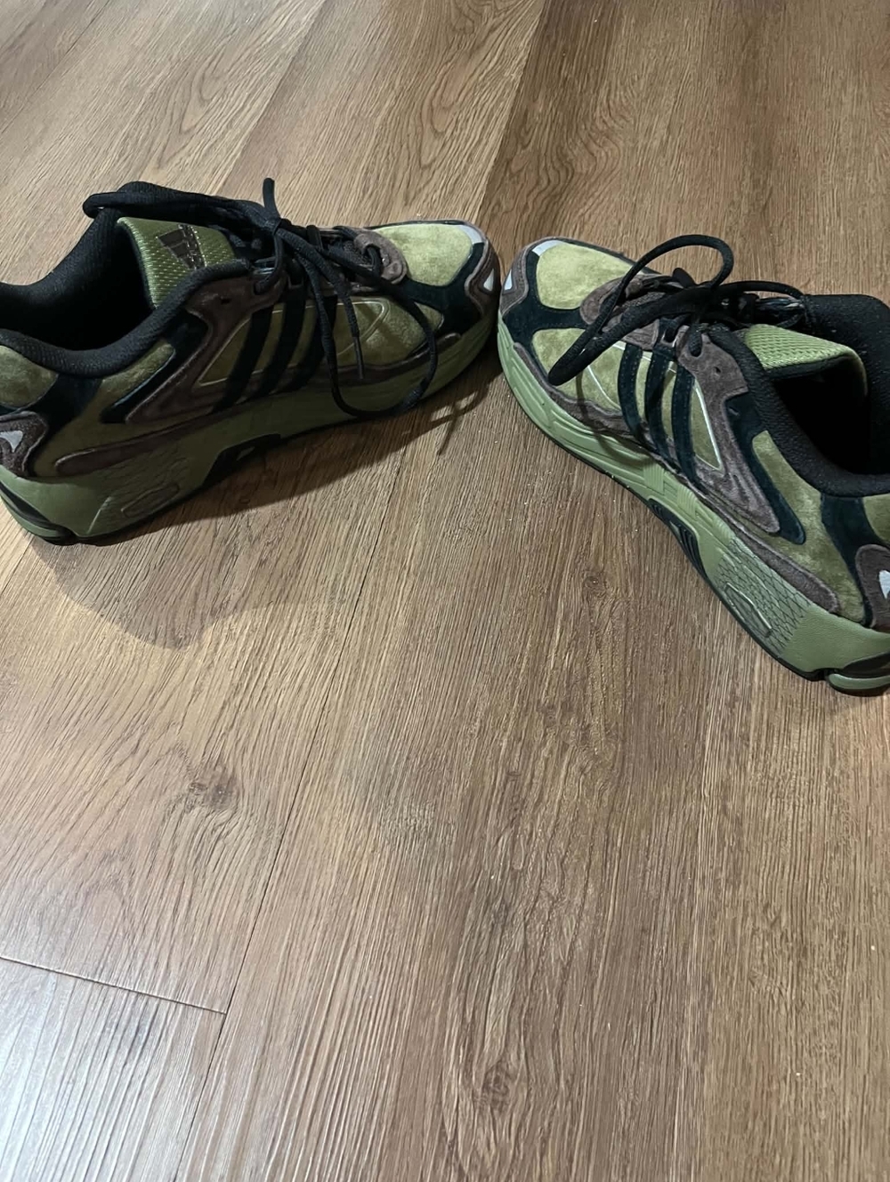 CL Response Adidas Olive Green and Brown Size 10